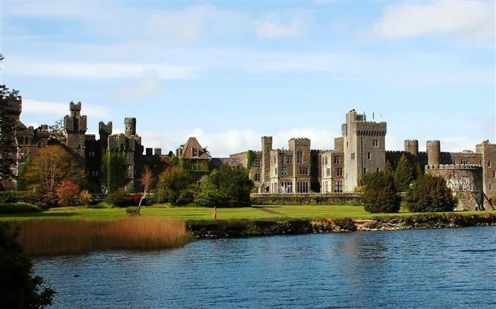 att se-i-irland-resa-ireland-bild-jolie-chateau-beau
