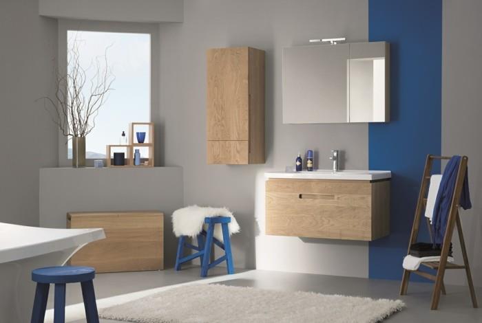 0-kupelna-ikea-stena-stlp-vo-svetlom-dreve-steny-bledo-siva-béžová