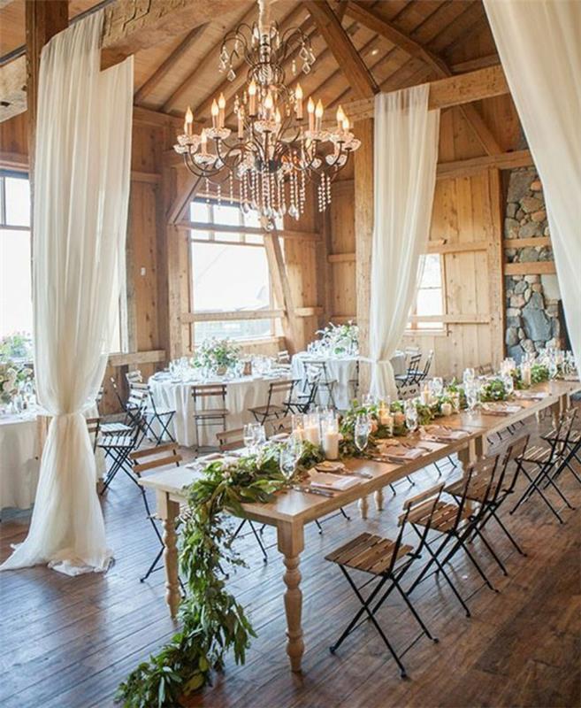 0-event-dekoration-bröllop-country-stil-barock-ljuskronor-bord-löpare-och-gröna-växter