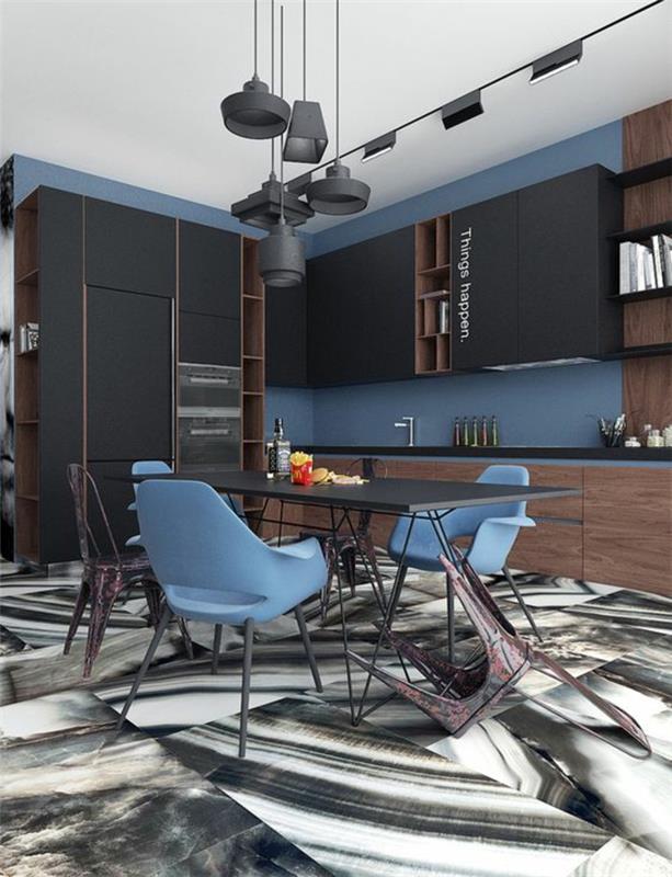 kačacia modrá dekoračná kačacia modrá kuchynská podlaha s mramorovanými efektmi, čierne závesné svetlá, čierna umývadlová pracovná doska, pastelovo modré kreslá okolo obdĺžnikového čierneho stolu s čiernymi kovovými nohami