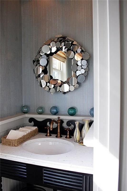1-alinea-dekorativa-spegel-i-pulver-rummet-grå-väggar-i-det-moderna-badrummet