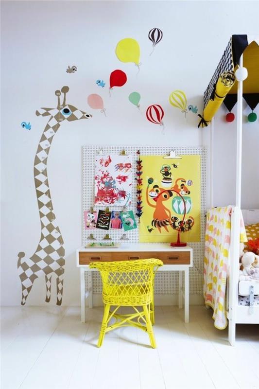 1-barn-skrivbord-stol-gul-låg-stol-ergonomisk-gul-kontorsstol-i-barnrummet