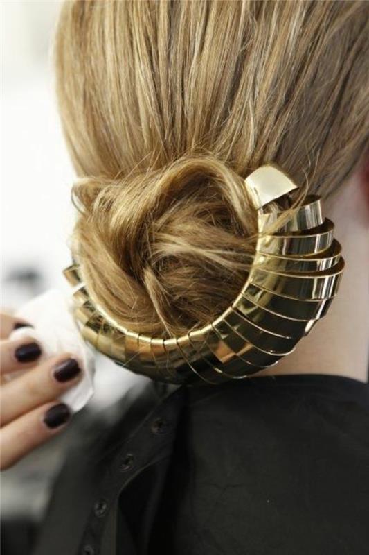 1-ľahký-účes-stredne-blond-vlas-ako-byť-elegantný-s-pekným-jednoduchým účesom