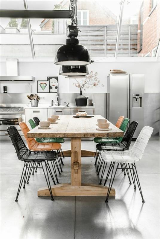 1-modernt-kök-kök-med-glasstak-grå-golv-ljus-trä-bord-kök-möbler