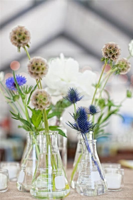 1-vacker-dekoration-med-cylindrisk-vas-glas-med-blommor