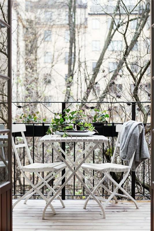 1-en-vackert-hopfällbar-tenn-bord-stolar-och-bord-set-balkong-lägenhet-med-balkong