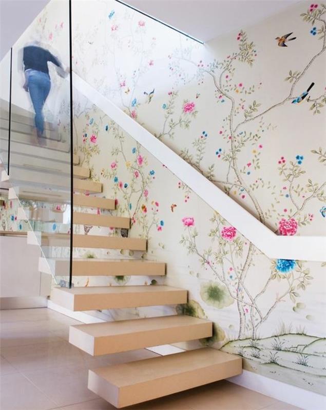 vacker-idé-deco-tapet-med-blommiga-mönster-som-uppdaterar-atmosfären-hängande-trappa