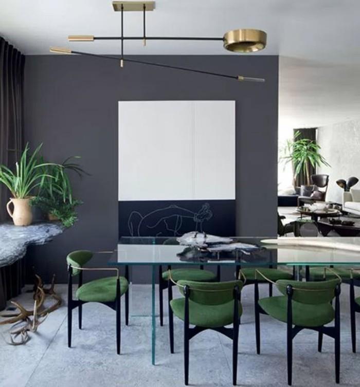 3 lacné lacné moderné lustre do obývačky so zelenými stoličkami okolo stolu