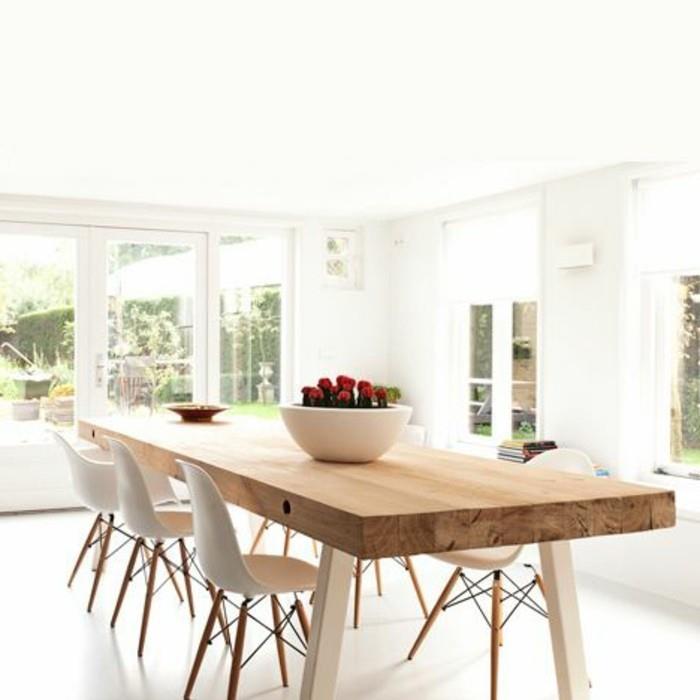 3-طاولة-تصميم-غرفة طعام-تصميم-طاولة-في-ضوء-خشب-بيج-كراسي