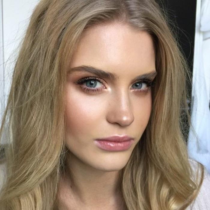 3-tutoriál-prírodný-makeup-diskrétny-ako-dosiahnuť-dobrý-makeup-modré-oči