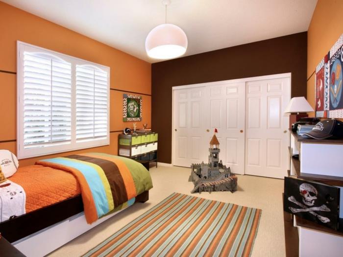 maľba-detská izba-v-oranžovej-a-hnedej-personalizovanej-spálni-dekorácii-chlapčenskej izbe
