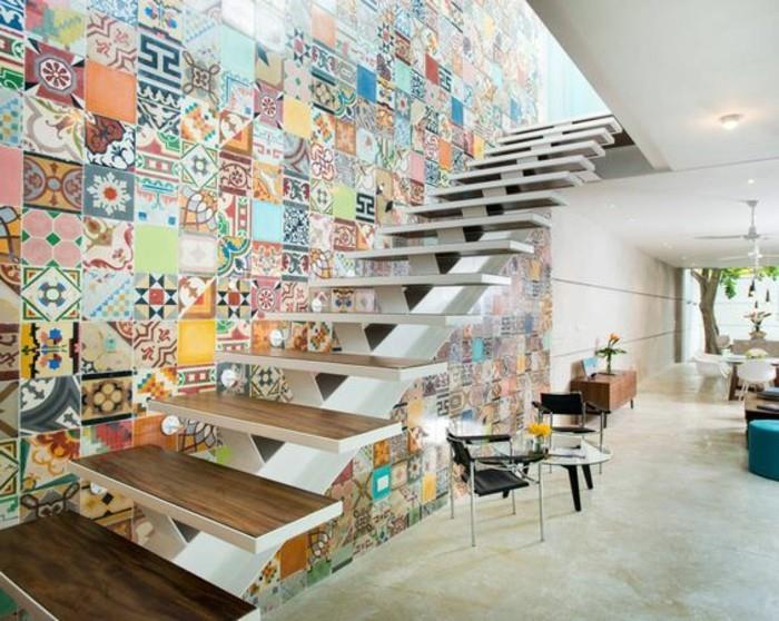 superb-idé-renovering-trappa-vägg-trappa-i-mosaik-mångfärgad