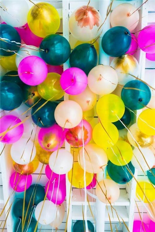 53-ballonger för många födelsedagar