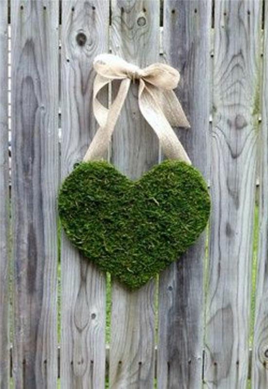 Malé zelené srdce s údržbou trávy 86