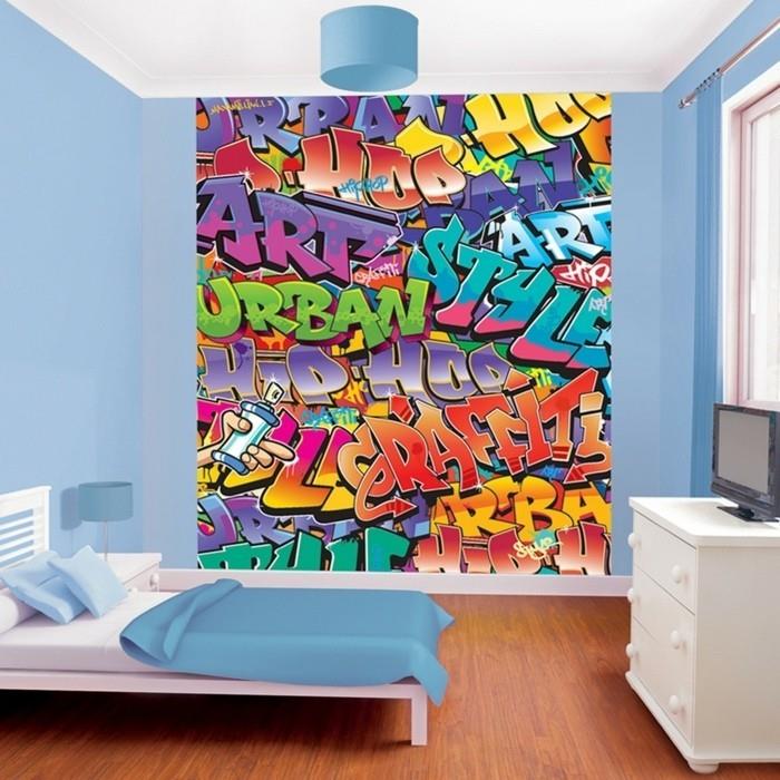 originál-detská spálňa-maľba-nápad-graffiti-stena-drevená-posteľ