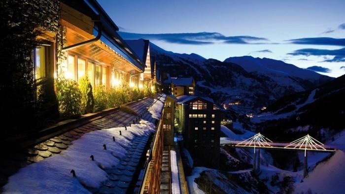 Andorra-Lyžiarsky pobyt-v noci-snowboard-prázdniny-pružiny-lacné