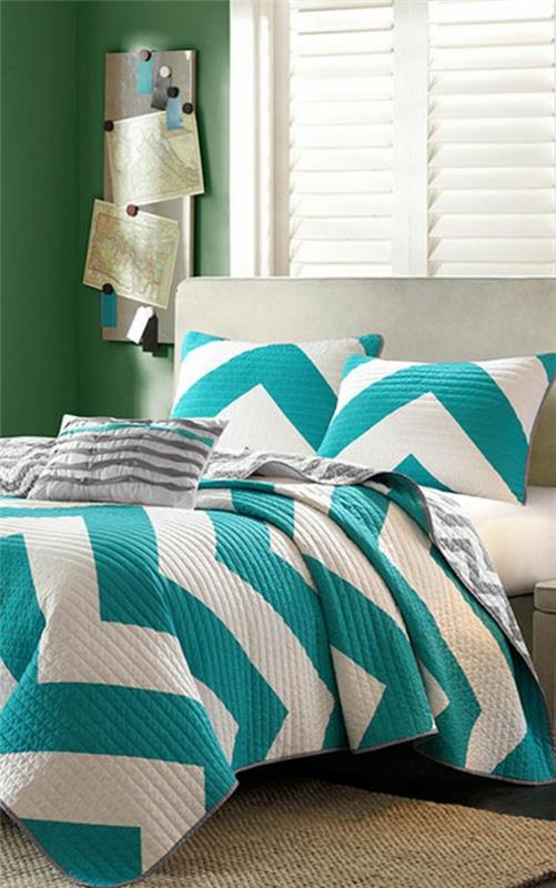 Quilt-överkast-sovrum-mjuk-blå-och-grå-matta