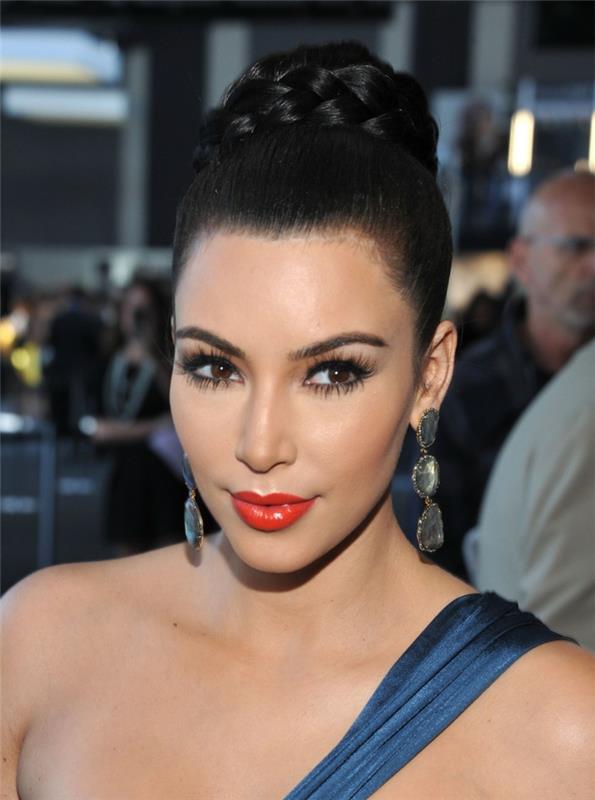 Frisyr-modern-2015-bulle-flätad-i-trend-kim-kardashian