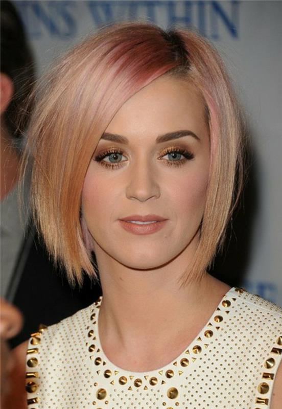 katy-perry-chic-trendy-u-kratkych-zien-ucesov-hviezd