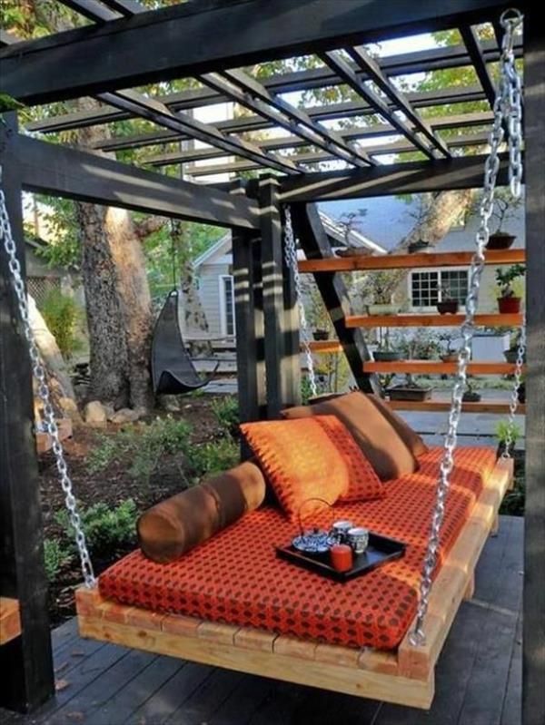 The-garden-swing-swing-outside