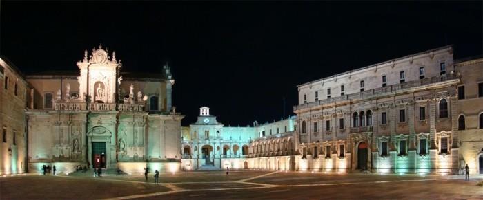 Lecce-Puglia-den-vackraste-staden-i-Italien-storlek