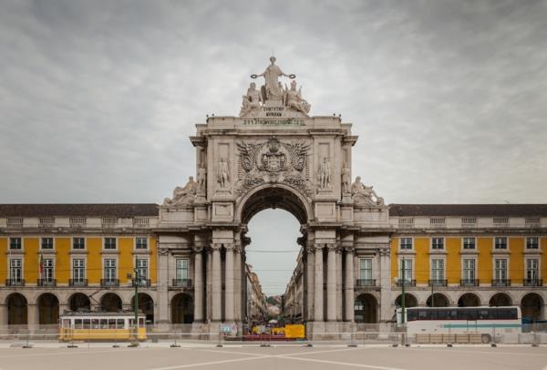 Lissabon-arc-de-triumphe-portugal-capital