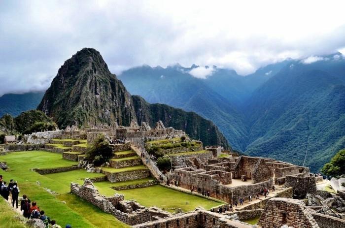 Peru-Machu-Picchu-uggla-visa-lista-över-saker-att-göra-innan-du-dör