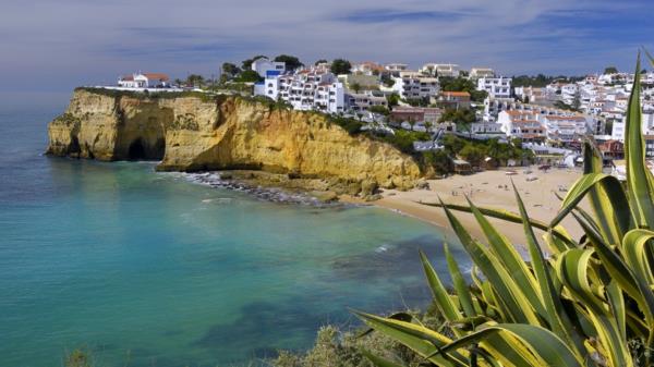 Portugalsko-oceánska krajina-a-domy-zmenené