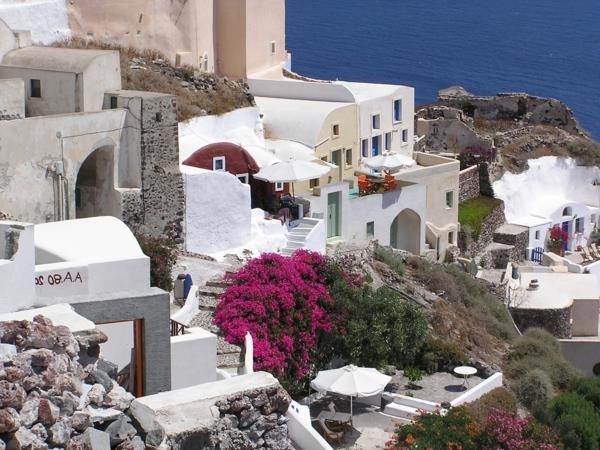 Santorini-pekný-ostrov-turistická destinácia