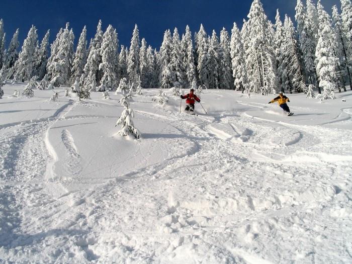 Lyžiarsky pobyt-Rumunsko-lyžiarsky pobyt-snowboard-prázdniny-jarné prázdniny-lacné