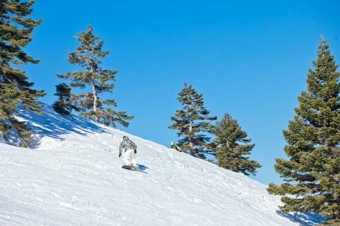 Lyžiarsky-grécky pobyt-lyžiarsky pobyt-snowboard-prázdniny-pružiny-lacné