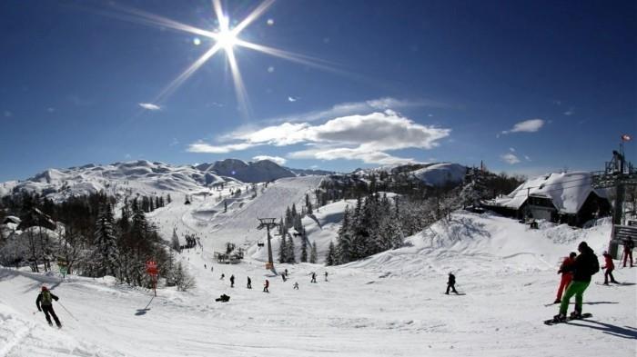 Lyžiarsky pobyt-slovinsko-lyžiarske-snowboardové-prázdniny-jarné prázdniny-lacné