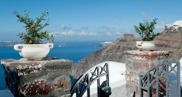 Dovolenka-na-Santorini-Grécko-Egejské more-krásny výhľad