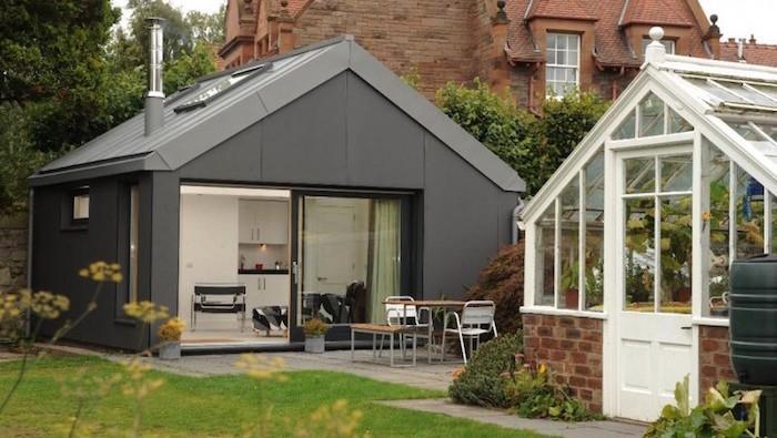 trädgård-skjul-studio-design-maisonette-cabane-skjul-metall-pvc