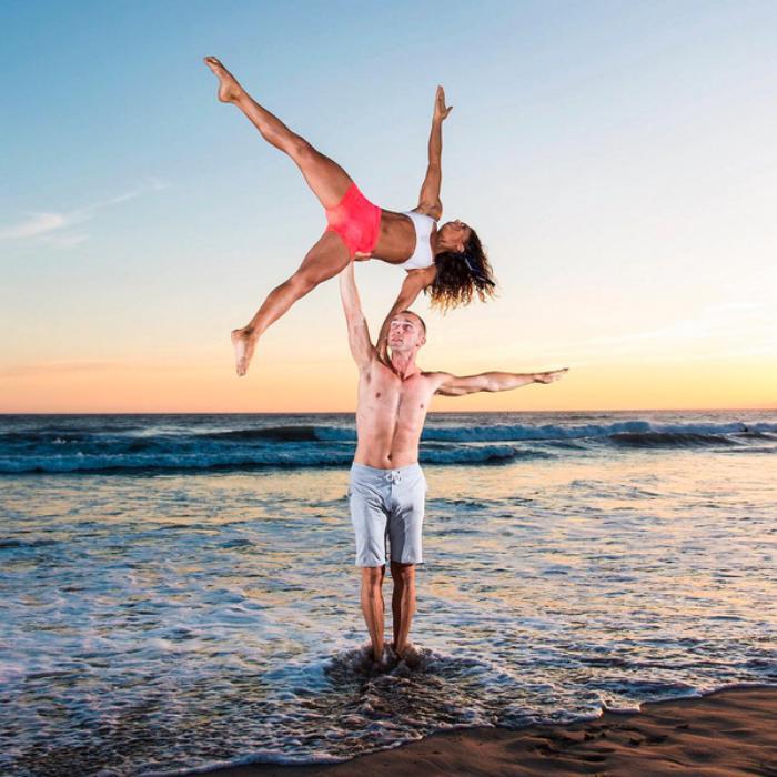 تمارين acro-yoga-yoga-Partners-acrobatic