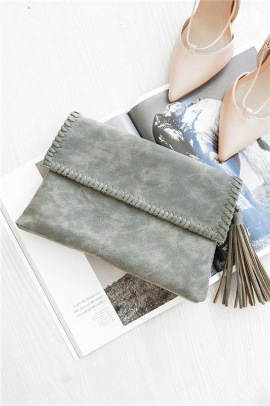 Underbara kvinnors kuvertpåse Kvinnors plånboksficka Eleganta klackskor
