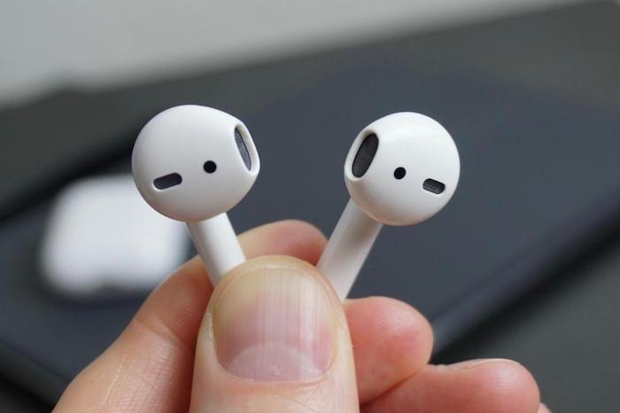 Microsoft avser att ta itu med Apples ledarskap inom AirPods med lanseringen av Surface Buds trådlösa hörlurar