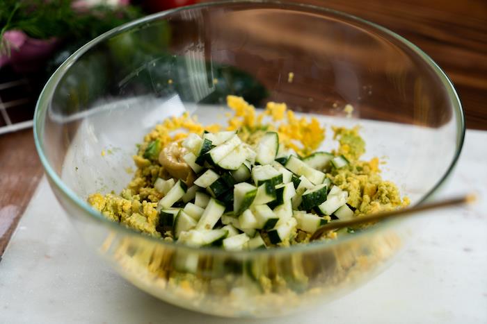 gurkmix, äggblandning, avokado, senap, vitlök, boet av paukar recept fyllning ägg mimosa recept