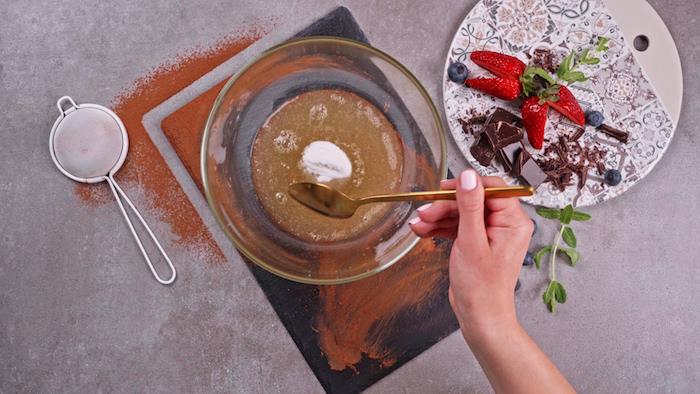 aquafaba a zubný kameň na výrobu čokoládovej peny, ako nahradiť vaječné bielky, vegánska verzia