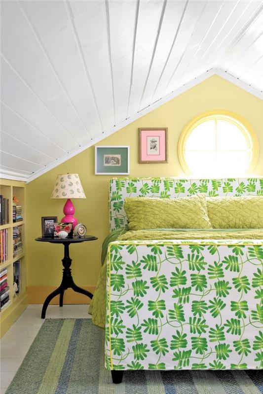 sovrums färgidé, vindsinredning med litet fönster, gul väggfärg och vitt tak