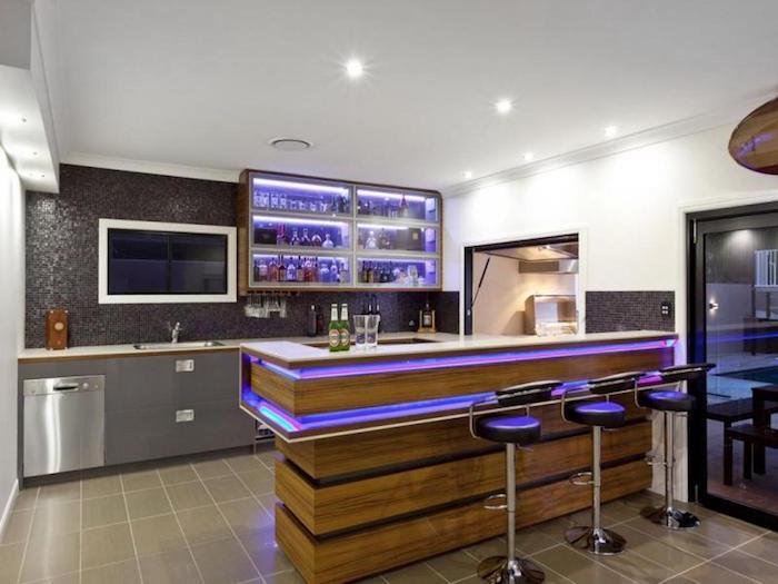 otvorená kuchyňa s dizajnovým barom do obývačky
