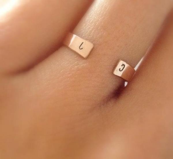 prsteň-pre-ženu-ručne vyrytý do písmena