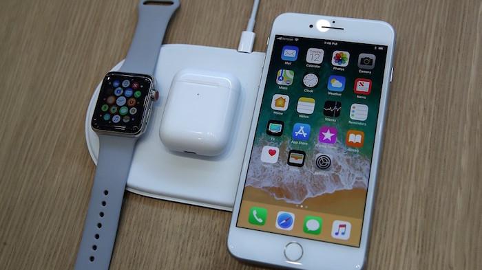 Trådlös laddningsyta för Apple -produkter som meddelar att de överger sitt Airpower -projekt