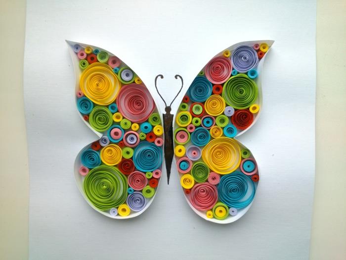 farebný filigránový motýľ, ľahko sa vyrába sám, naučte sa robiť quilling
