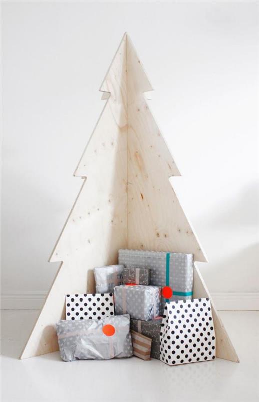 Vianočný stromček v bledom dreve-DIY-deco-nápad