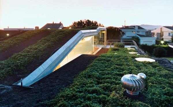 futuristisk-arkitektur-med-en-tak-trädgård