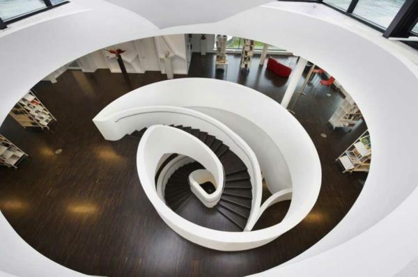 futuristisk-arkitektur-trappa