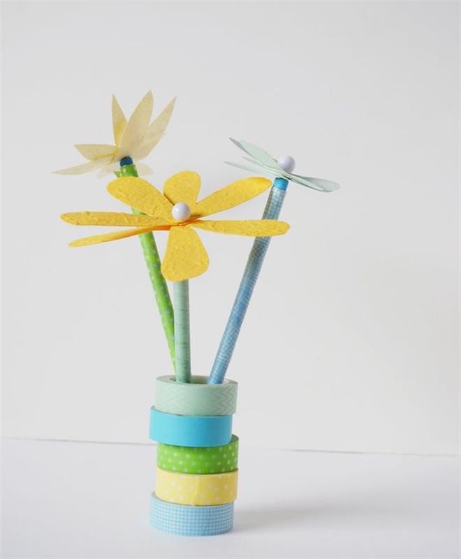 ako vyrobiť kvetinu z lístkov papiera a jednoduchých ceruziek vo vázovej páske washi, jednoduchá ručná činnosť