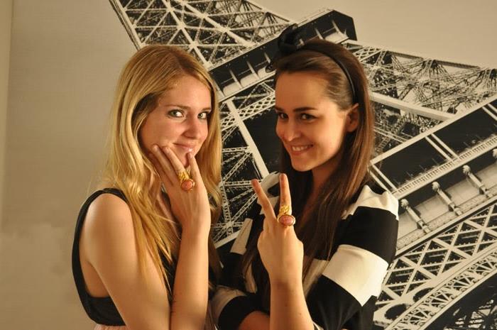 chic-and-elegant-girls-ysl-ring