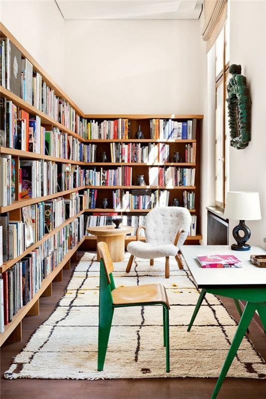 knižnica-nábytok-rohová-knižnica-stôl-a-zelená-stolička